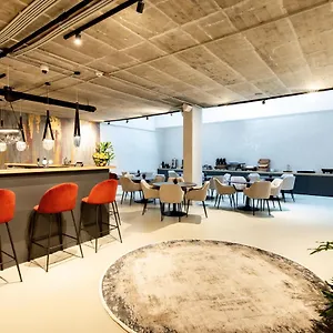 安伯林套房酒店 **** 布达佩斯