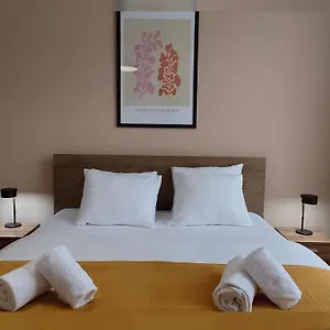 Corvin Center Aparthotel